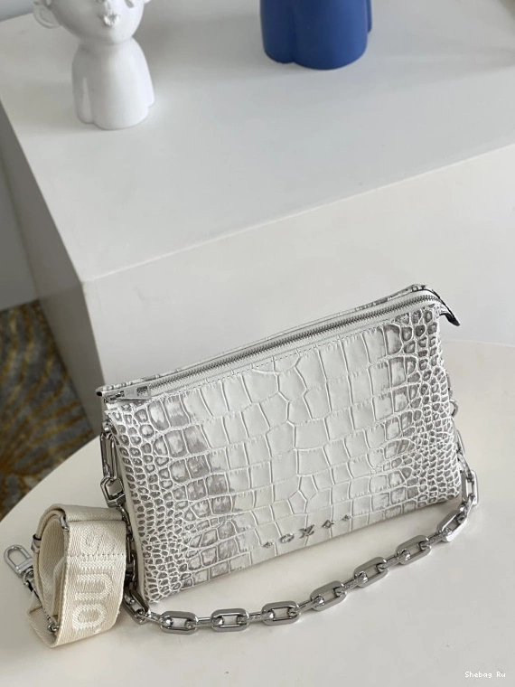 VUITTON PM-26*20*12cm COUSSIN LOUIS 0711